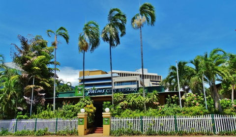 Palms City Resort - Pubs and Clubs 8