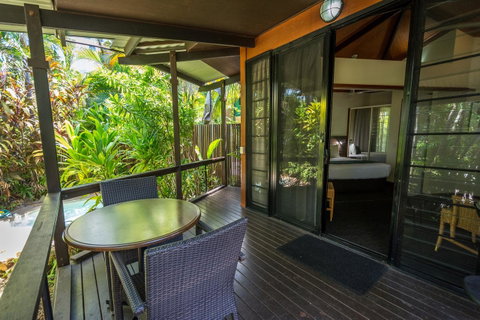 Palms City Resort - Pubs and Clubs 31