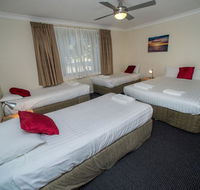 Beaches Serviced Apartments - Pubs and Clubs