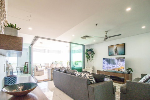 ZEN BY THE WATER - Esplanade Darwin Retreat - Pubs and Clubs 42