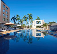 DoubleTree by Hilton Esplanade Darwin - Pubs and Clubs