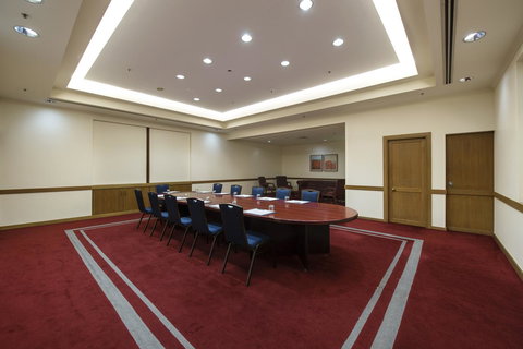 Hilton Darwin - Pubs and Clubs 42