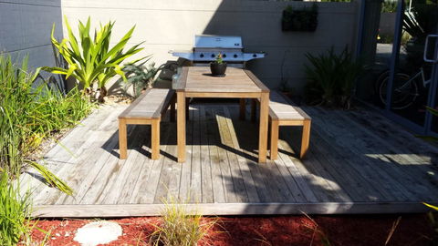 Corrigans Cove - Pubs and Clubs 27