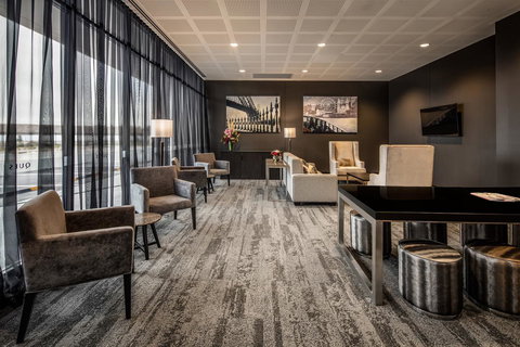 Quest Bella Vista - Pubs and Clubs 2