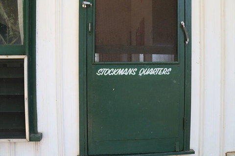 Mount Bundy Station - Pubs and Clubs 11