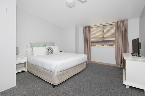 Nelson Bay Breeze - Pubs and Clubs 14