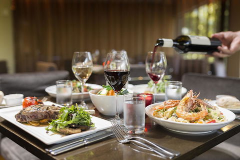 Novotel Canberra - Pubs and Clubs 34