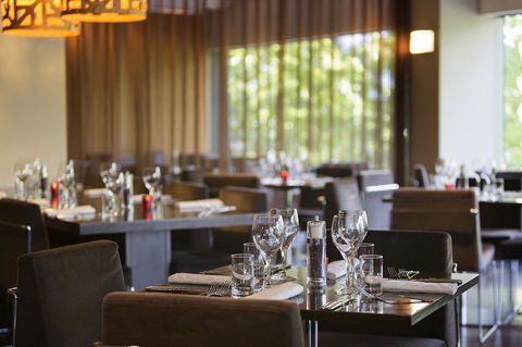 Novotel Canberra - Pubs and Clubs 12