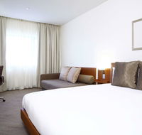 Novotel Canberra - Pubs and Clubs