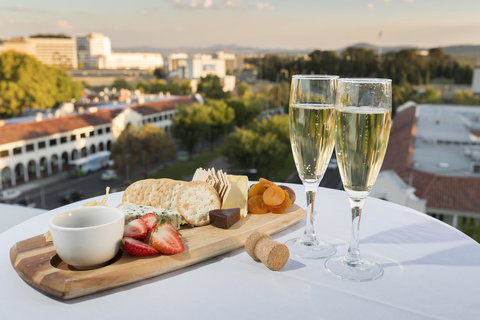 Novotel Canberra - Pubs and Clubs 36