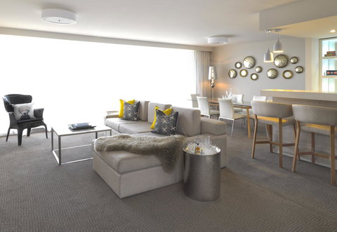 QT Canberra - Pubs and Clubs 24