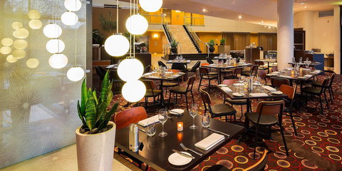 Crowne Plaza Canberra, An IHG Hotel - Pubs and Clubs 3