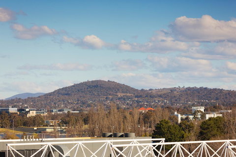 Crowne Plaza Canberra, An IHG Hotel - Pubs and Clubs 16