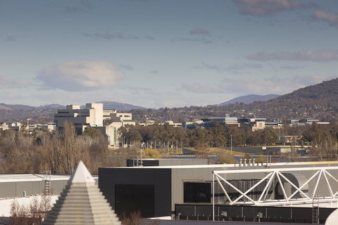 Crowne Plaza Canberra, An IHG Hotel - Pubs and Clubs 17