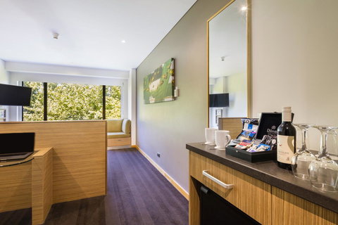 Crowne Plaza Canberra, An IHG Hotel - Pubs and Clubs 42