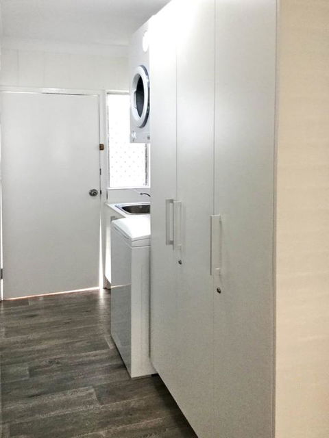 Booker Pde 34, Unit 2 - Pet Friendly - - Go Out 3