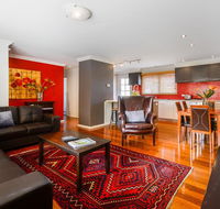 Boutique Stays - Sandy Haven C - Pubs and Clubs
