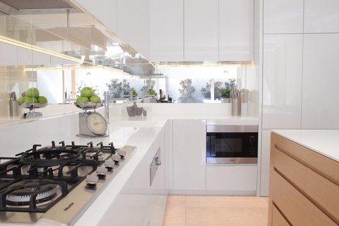 Boutique Stays - The Residence, Brighton Luxury Apartment - Pubs and Clubs 2