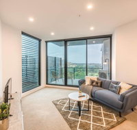 Box Hill Garden View 1 Bedroom Apartment - Pubs and Clubs