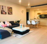 Brand new 2bedroom apt in the Upper north shore - Go Out