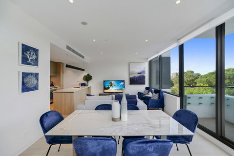 Brand New Luxury Walking To Shopping Mall, Cinema. - Pubs and Clubs 3