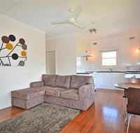 Breakers 4 2 Hill Street - Go Out