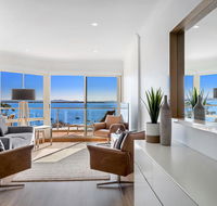 Breakwater Apartment 403 - Pubs and Clubs
