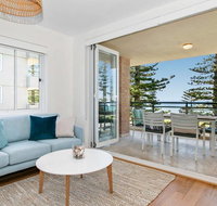 Breath-taking Ocean Front Apartment - Go Out