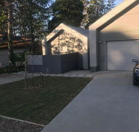 Bridal Falls Cottage - Pubs and Clubs