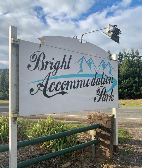 Bright Accommodation Park - Pubs and Clubs 3