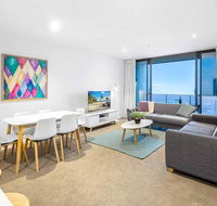 Broadbeach Residences by Holiday Holiday - Pubs and Clubs