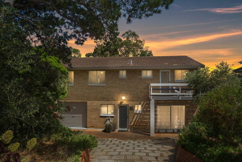 Broadbeach Retreat - 32 Broadbeach Drive - Pubs and Clubs 0
