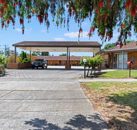 Broadford Sugarloaf Motel - Pubs and Clubs