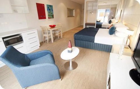 Broadwater Mariner Resort - Go Out 2