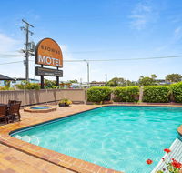 Browns at Broadbeach - Pubs and Clubs