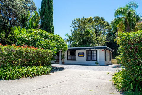 Budget Peninsula Palms Nelson Bay - Pubs and Clubs 0
