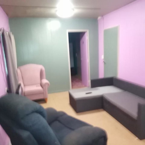 Buffalo Beach Hostel - Pubs and Clubs 2