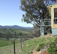 Burnt Creek Cottages - Pubs and Clubs