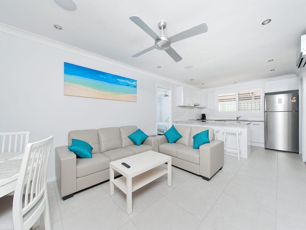 Corlette NSW Pubs and Clubs