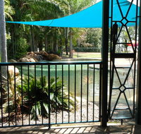 Bushland Beach Tavern - Pubs and Clubs