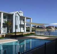 C Mandurah Resort  Serviced Apartments - Pubs and Clubs