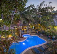 Cairns Central YHA - Pubs and Clubs
