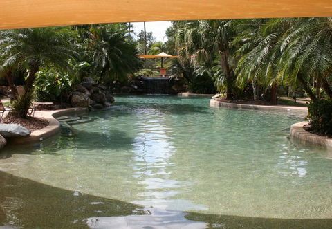 Cairns Golf Course Apartment - Go Out 0