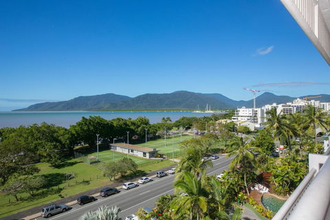 Cairns Luxury Seafront Apartment - Go Out 1