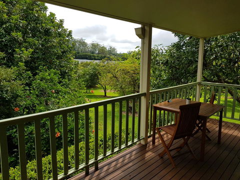 Camelot Cottages - Go Out 1