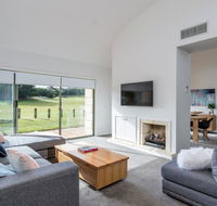 Cape Schanck Golf Getaway - Pubs and Clubs