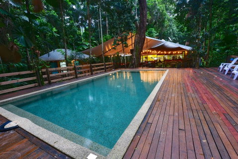 Cape Trib Beach House - Pubs and Clubs 1