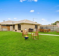CAPEL Family Home large yard close to beach - Go Out
