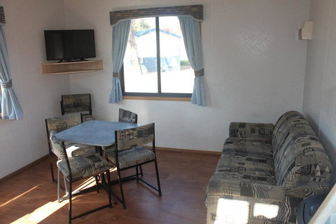 Capital Country Holiday Park - Go Out 2