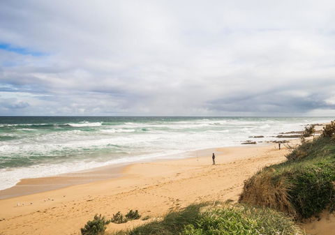 Capri House - Pubs and Clubs 1